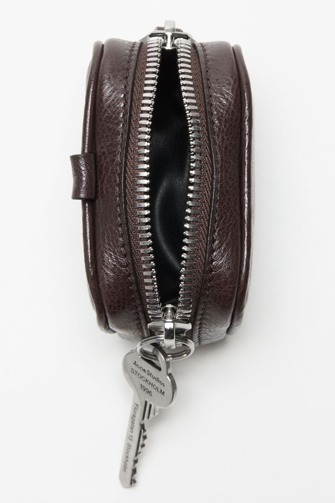 Acne Studios Camero Clip - Chocolate brown