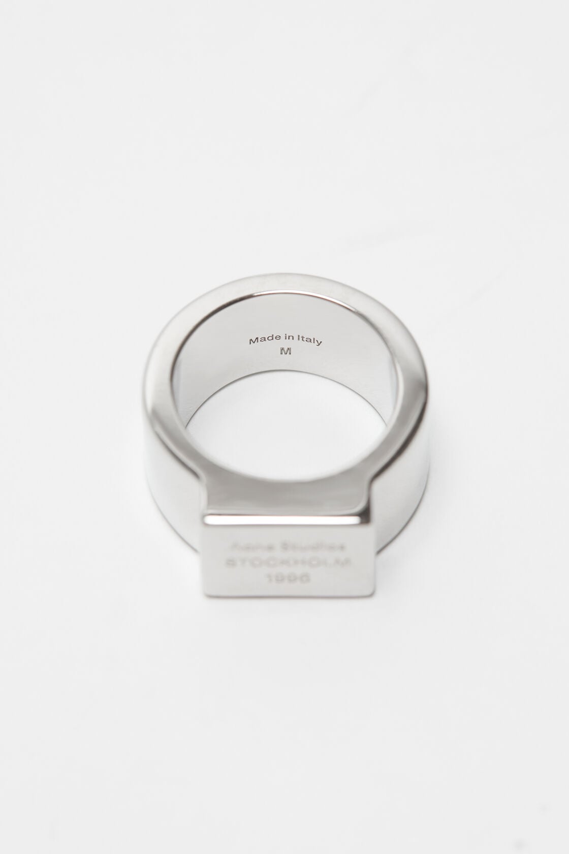 Acne Studios Logo engraved signet ring - Silver