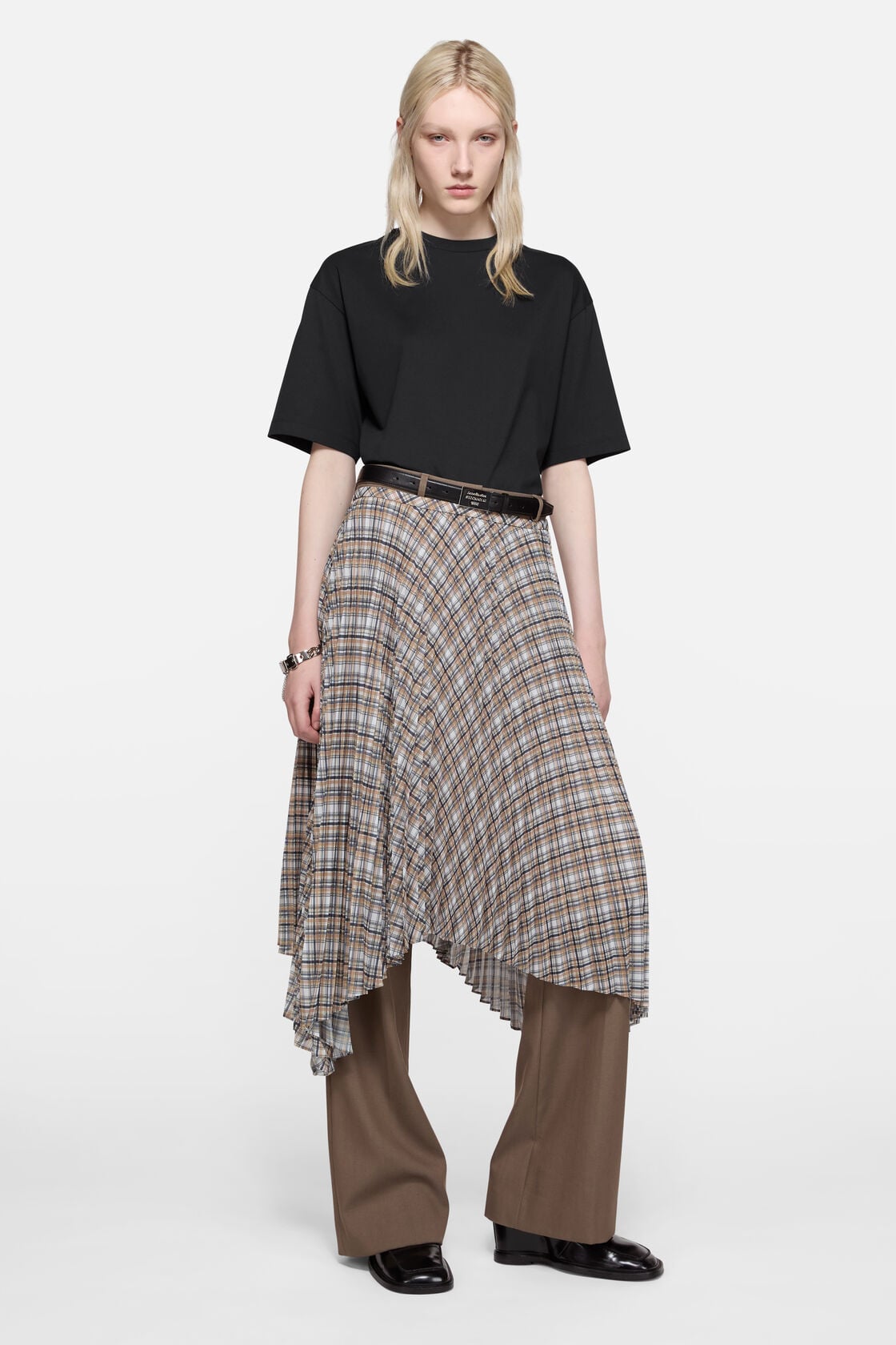 Acne Studios Satin logo t-shirt - relaxed - Black