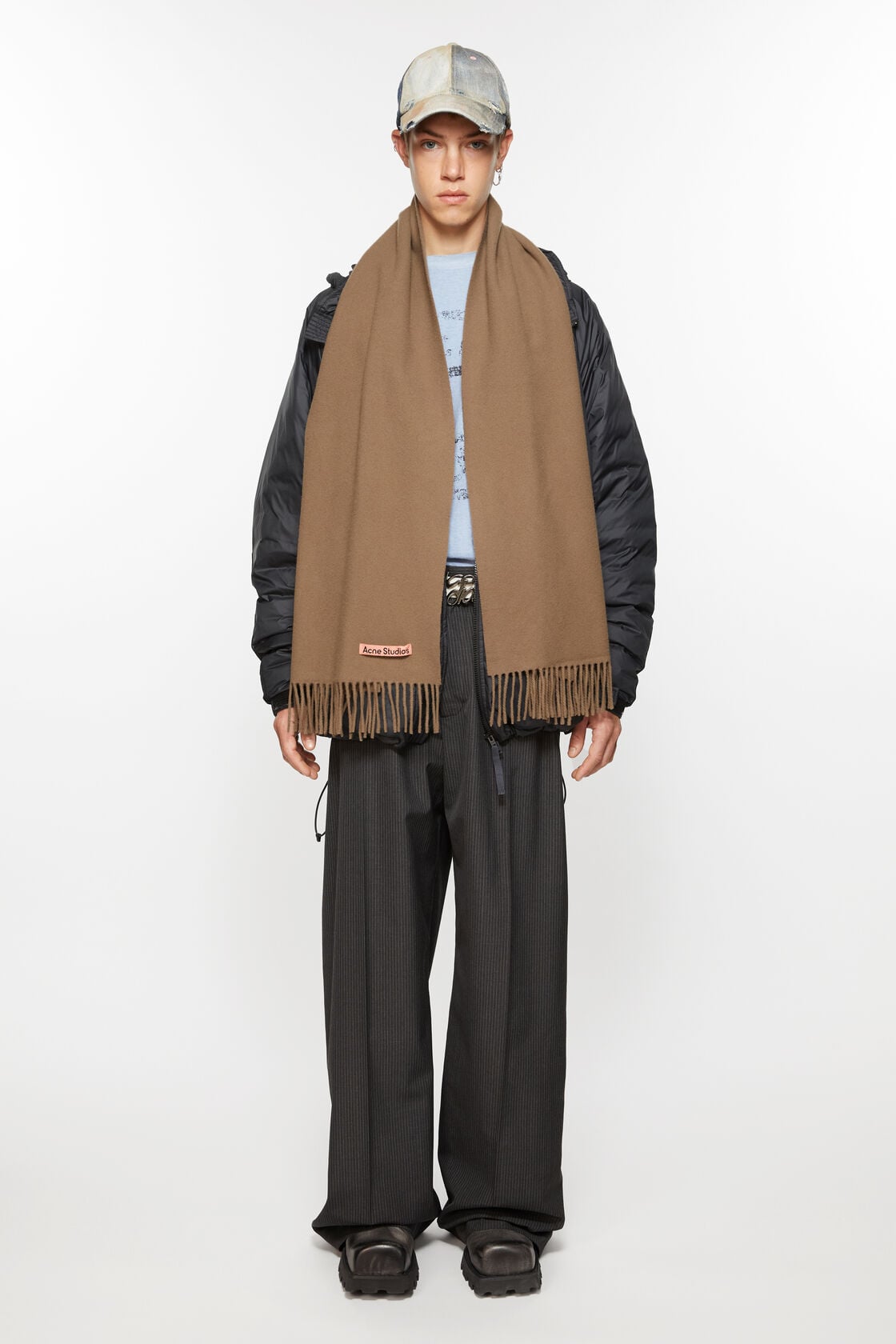 Acne Studios Fringe wool scarf – Narrow - Caramel brown