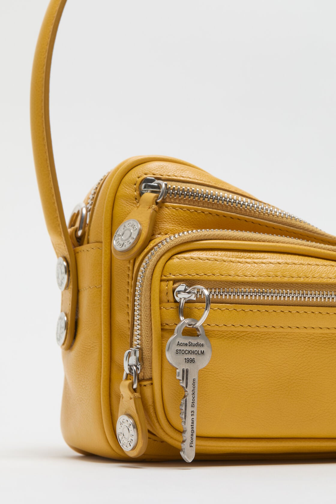 Acne Studios Camero Party shoulder bag - Mustard yellow