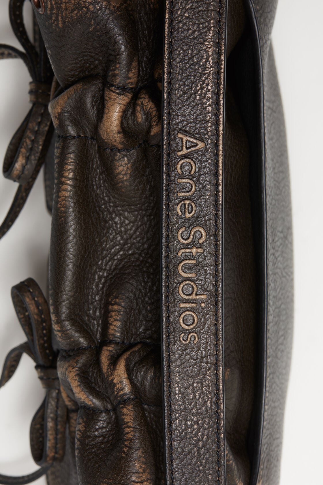 Acne Studios Multipocket micro bag - Dark brown/beige