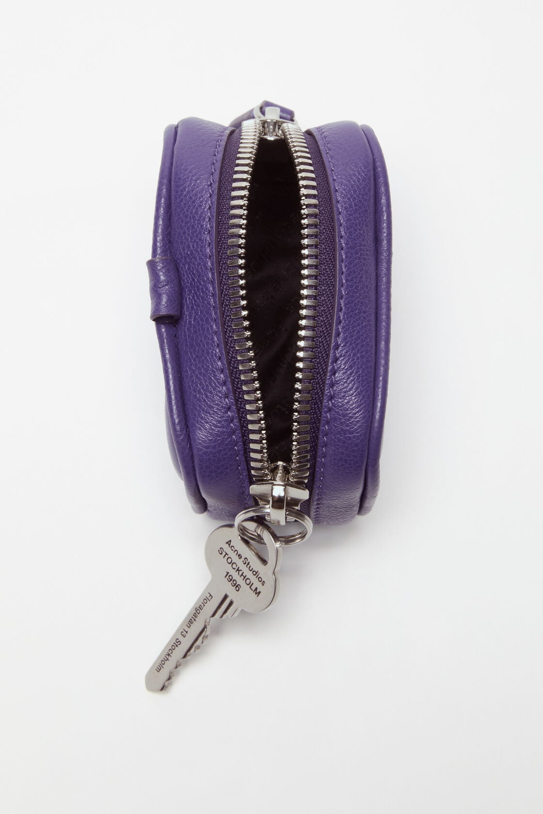 Acne Studios Camero Clip headphones case - Violet purple