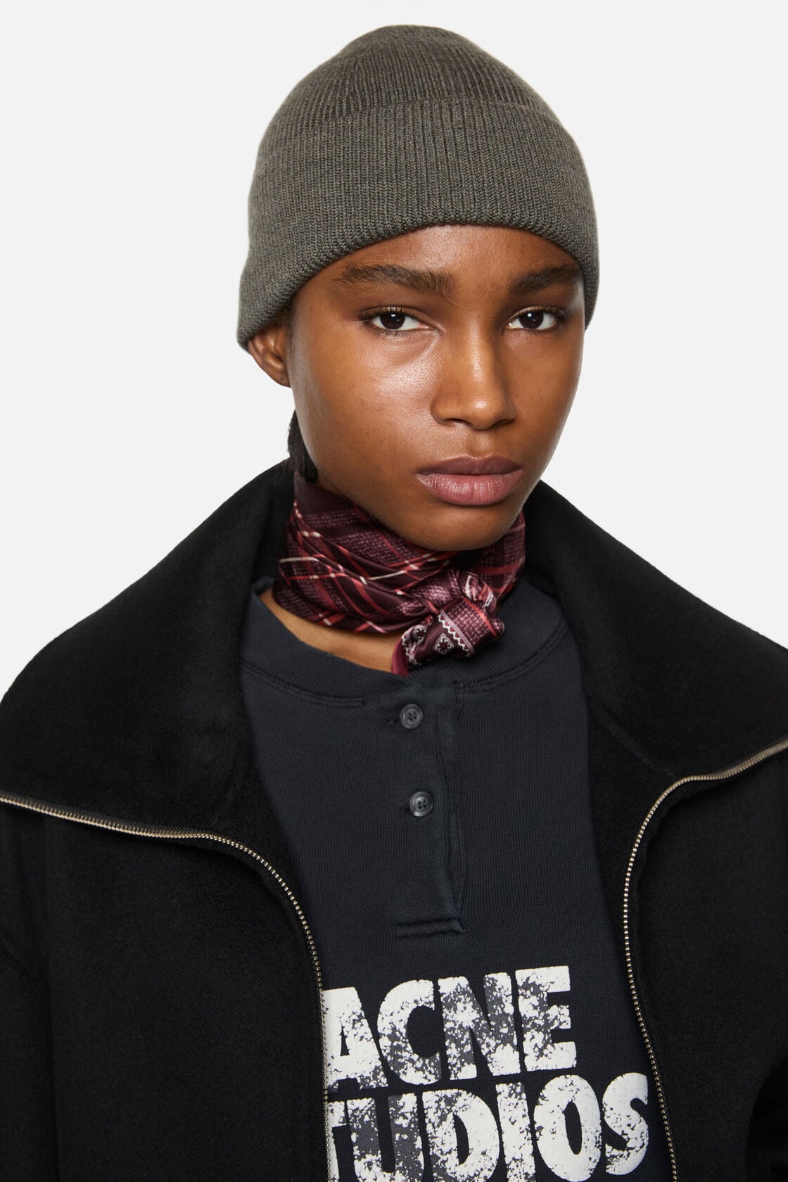 Acne Studios Wool beanie with rivet - Cedar green