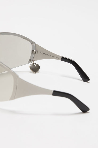 Acne Studios Metal shield sunglasses - Silver/transparent