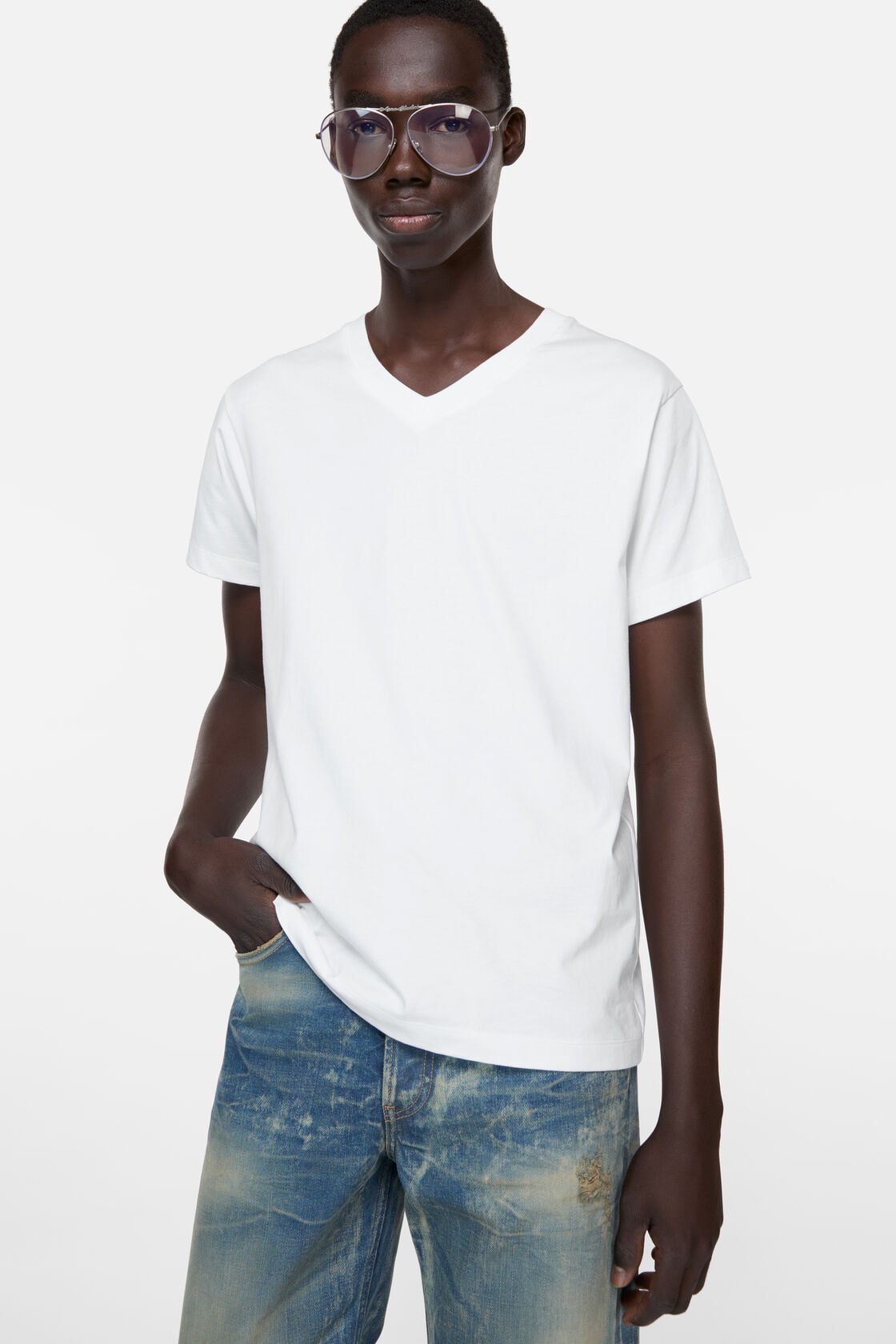 Acne Studios Satin label v-neck t-shirt - Optic White