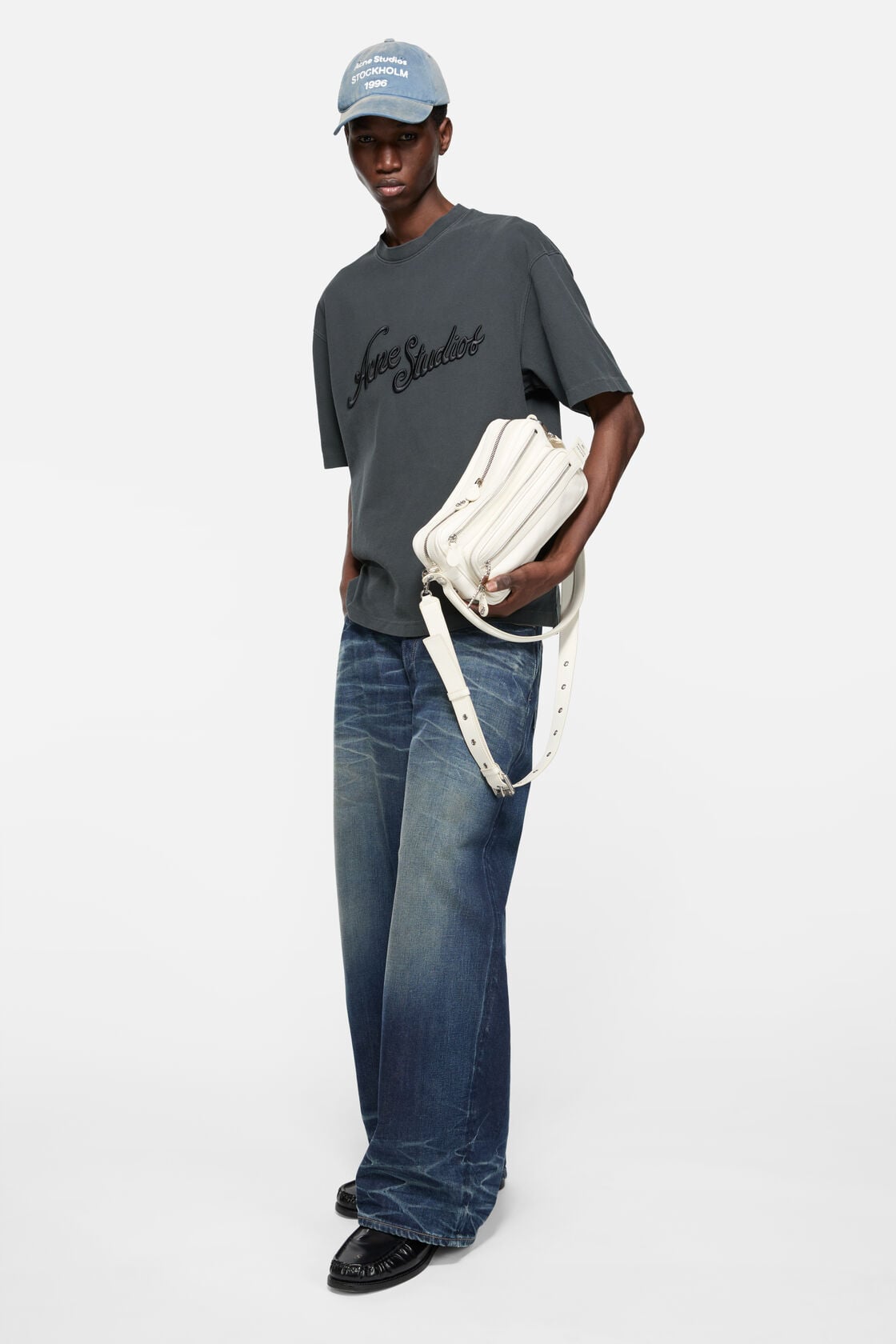 Acne Studios Embroidered logo t-shirt - Faded black