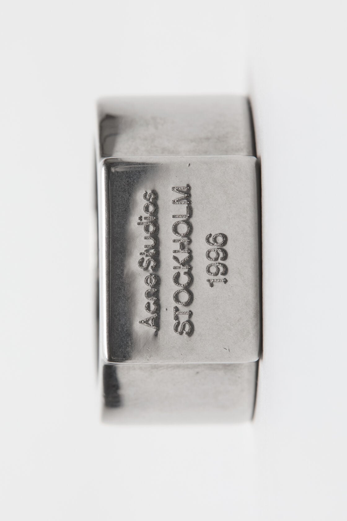 Acne Studios Logo engraved signet ring - Semi matt silver