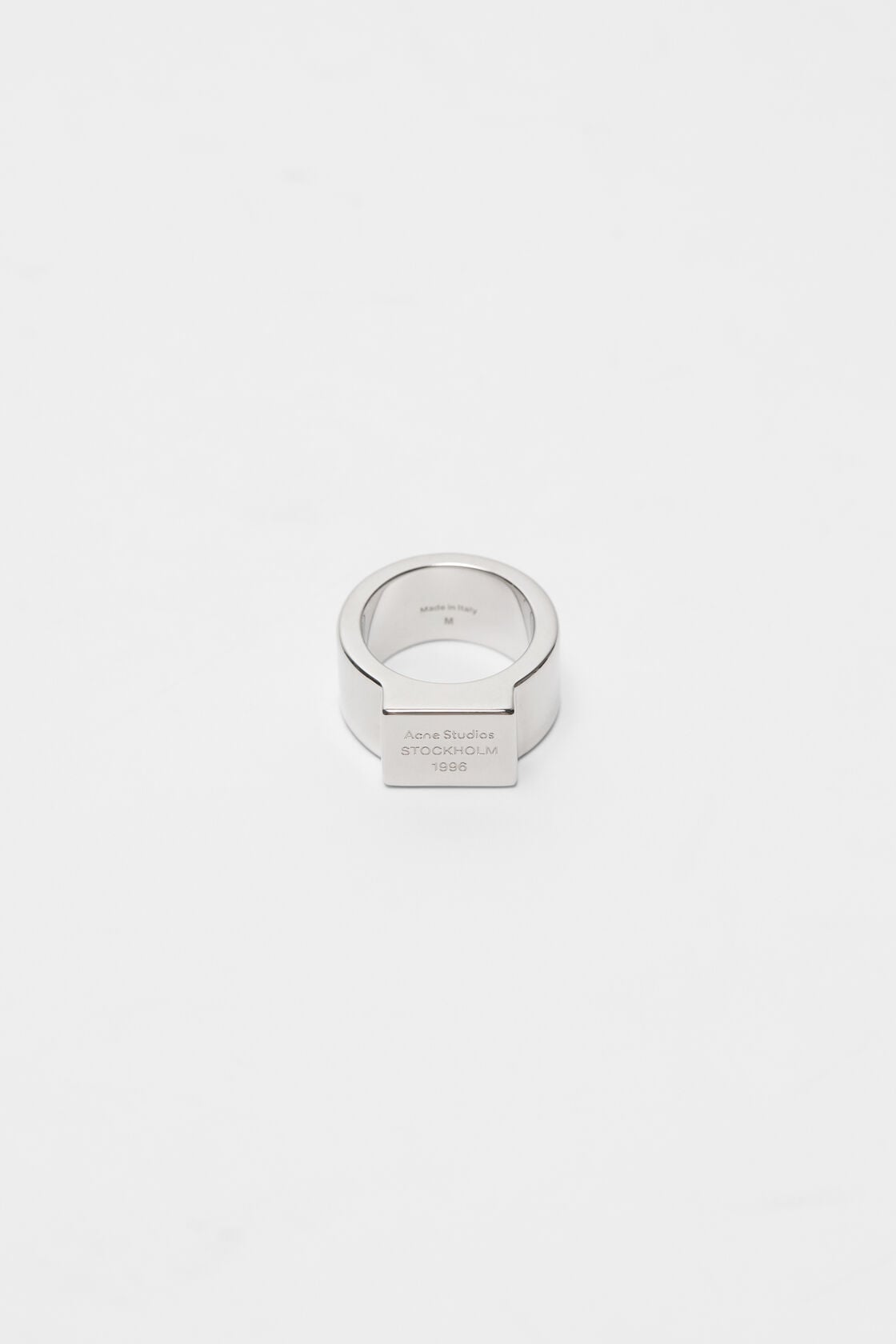 Acne Studios Logo engraved signet ring - Silver