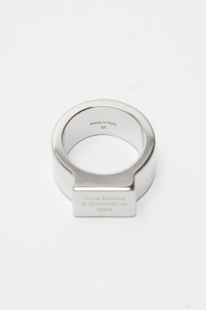 Acne Studios Logo engraved signet ring - Silver